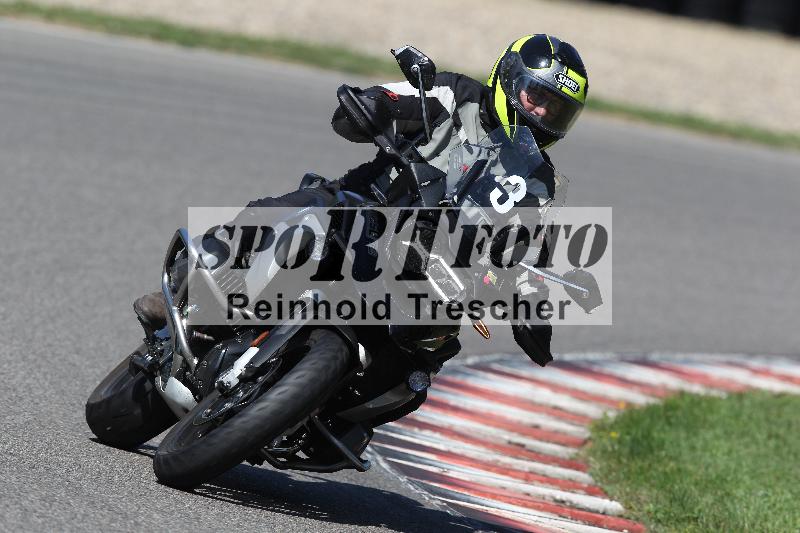 Archiv-2022/57 29.08.2022 Plüss Moto Sport ADR/Einsteiger/3